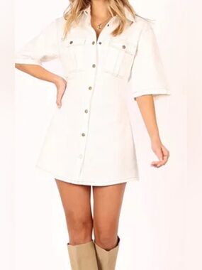 Petal & Pup White Button-Front Shirt Dress